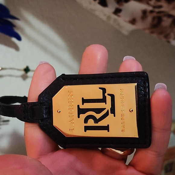 Gold and Silver Chain Necklaces - Picture 3 of 6